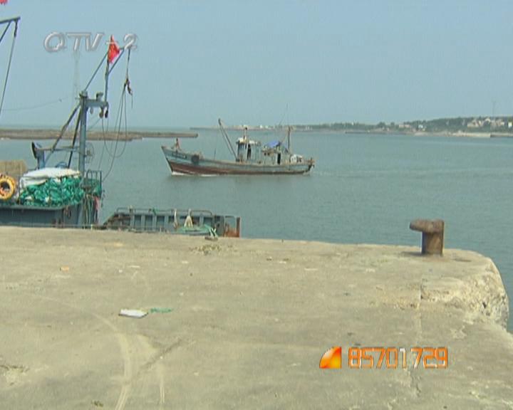 俩学生到开发区游玩被狗咬 外国老人送回青岛