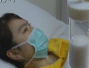 被救助白血病女孩等待骨髓移植