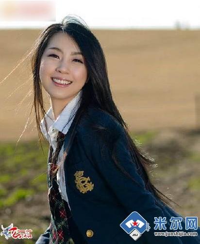 <em>是妻子</em>还是<em>妹妹</em>?金正恩身边神秘女子身份曝光