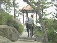 中秋国庆大长假 私家车节前扎堆忙审车