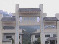 迎双节：大货上路问题多多