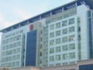 头题：比一比！哪儿的办公室更牛