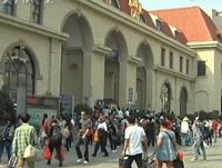 高峰：返乡旅客扎堆啦