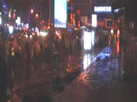 妇儿商场再现火情 去年大火仍令人心有余悸