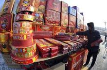 十五：元宵鞭炮齐降价