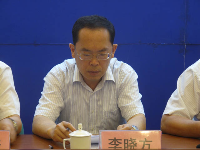 “着力解决发生在群众身边的腐败问题工作”新闻发布会 李晓方