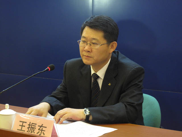 《青岛市市长质量奖管理办法》解读 王振东