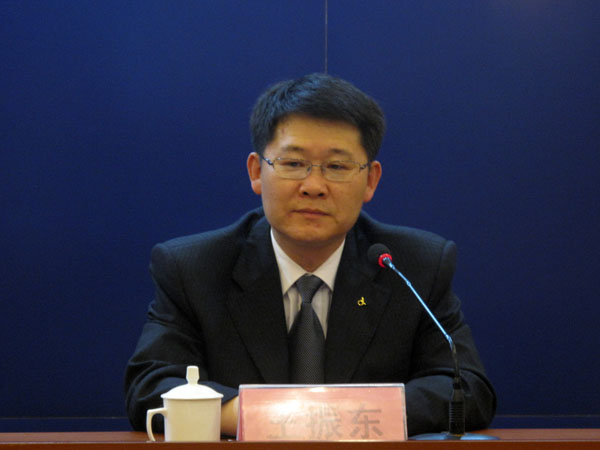 “2011年青岛市环境状况公报”新闻发布会主持人 王振东