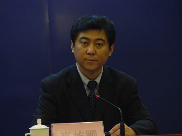 2011中国青岛蓝色经济发展国际高峰论坛新闻发布会主持人 张屹卿