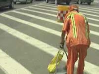 记者体验：和环卫工一起扫快速路