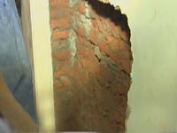 月饼里结出“蜘蛛网” 厂家：月饼长毛是正常的