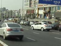 崂山路通车很顺畅 地下通道已建好