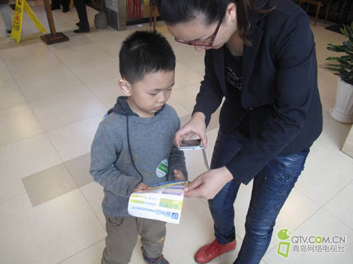 首发:小小走青岛社会实践之小小志愿者活动归