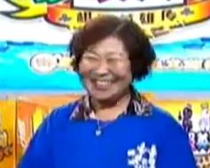 第一局：鹏程队4比0领先美女组合队