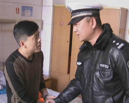 微调查：您愿意做“最美乘客”吗？