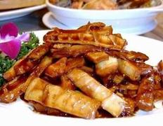 绝对美味：体育中考学生餐——墨鱼烧春笋
