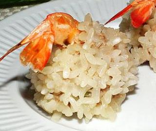 珍珠虾丸:风味独特香味浓郁