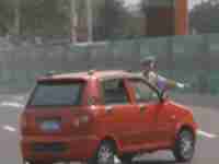 微调查：打水坐公交该怎么管？