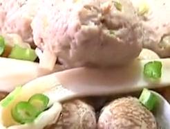 绝对美味：山芹肉丸烩蛤蜊