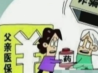 幼儿园足球课 踢足球从娃娃抓起