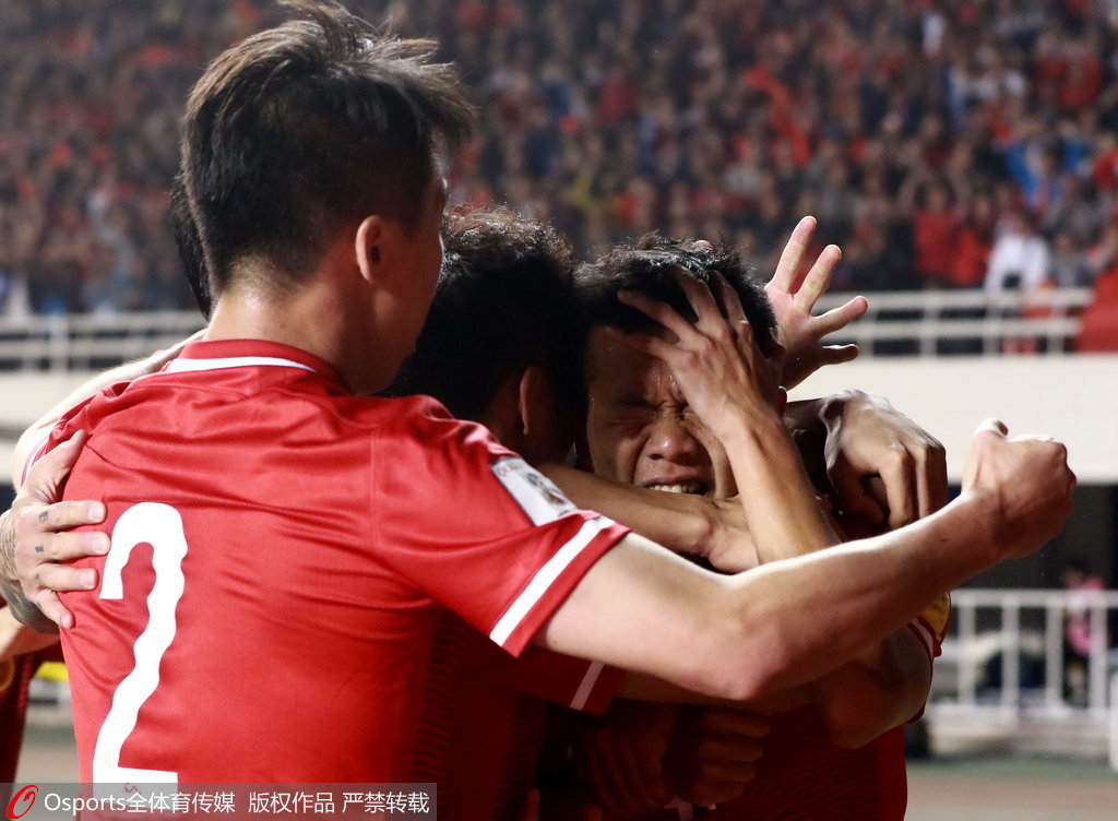 恒大国脚不知有重奖一事 这是愚人节玩笑?_国