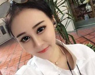 赵本山女儿被疑整容 当场开骂