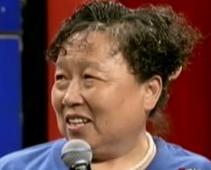 第一局：两队相持不下 零分持平