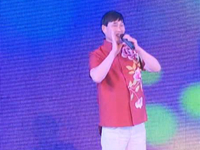 微调查：小区保留人行道，还是划成停车位？