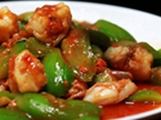 一手美食：丝瓜炒虾球！