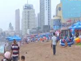 浴场垃圾成吨 景区呼吁不落地