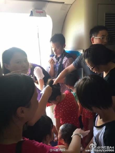 北京至深圳高铁故障 上千乘客被闷2小时_高铁