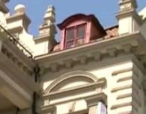 老建筑的新生命：神秘古堡摇身一变成书房