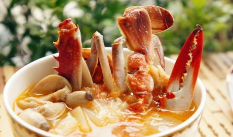绝对美味：茄汁菌菇螃蟹汤