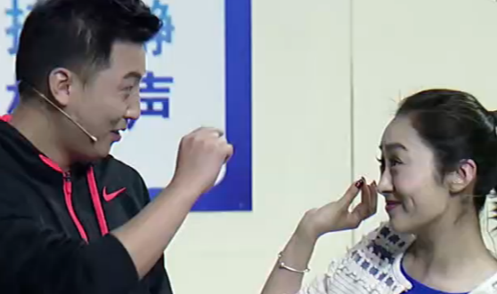见笑啦小品《导演胖揍拳击手》