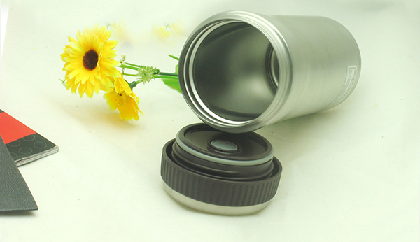 保温杯的秘密,你知道吗?_保温杯 异味_青岛网