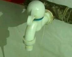 楼内水压不稳 难住居民生活