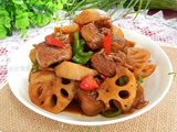美味的莲藕烧鸭腿