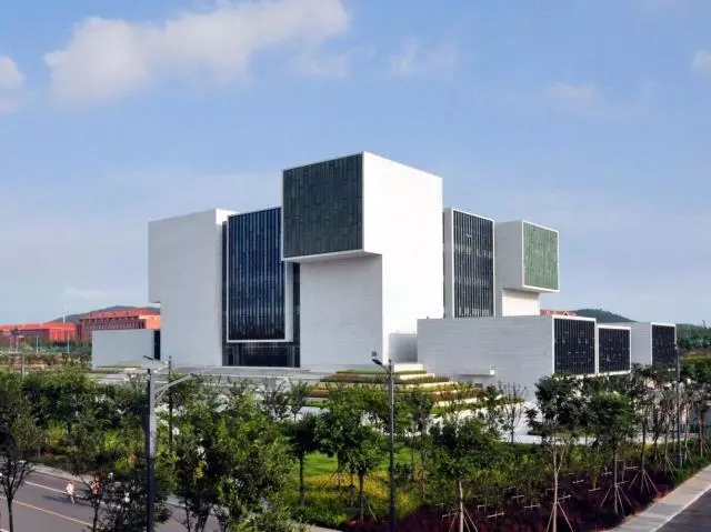 学青岛校区一期博物馆工程顺利通过青岛杯评