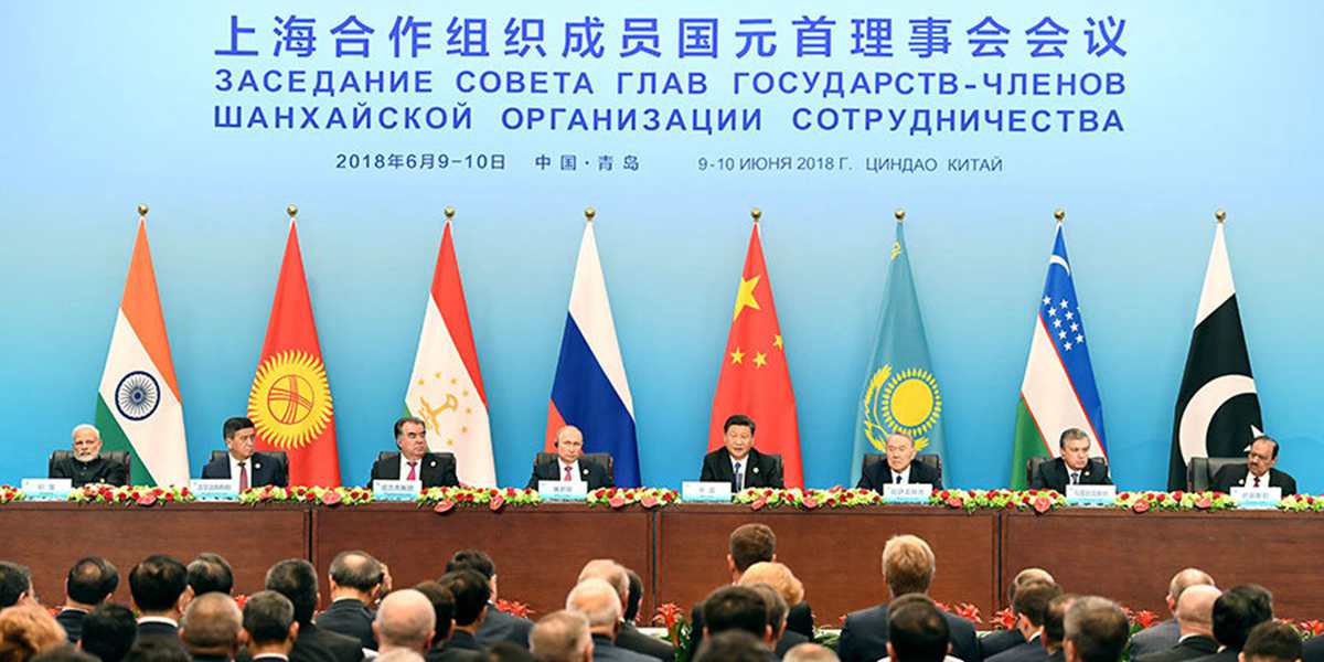 上海合作组织成员国领导人共同会见记者 习近平作为主席国元首发表讲话