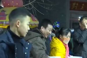8天挣17000!山东男孩花800元摆地摊 但最扎心的是…