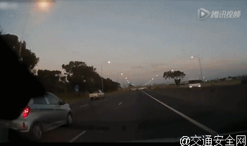 坐车不系安全带的惨剧但更多网友怒了!