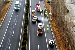 青岛交警支队潍莱高速公路大队 开展道路交通应急处置演练