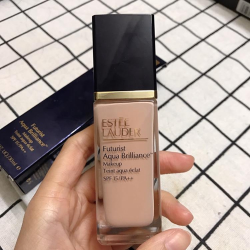 粉底液用量怎么控制 00301899719_94b64b37.jpg