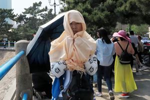 39℃+8级风！青岛发布高温橙色预警…你将多发一笔烧烤费