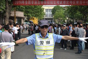 护航中高考！青岛交警发布全市道路交通保障方案，每个考点都有