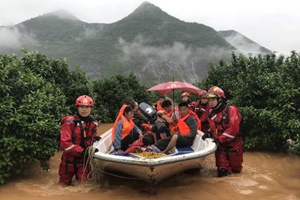 广西万乡河现百年一遇特大洪水，柳州桂林死亡1人失踪4人