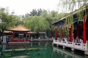 济南黑虎泉停喷了？官方回应：干旱少雨导致间歇性断流