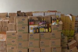 自来水加添加剂勾兑 过期产品调味 这样的酱油卖给了谁?