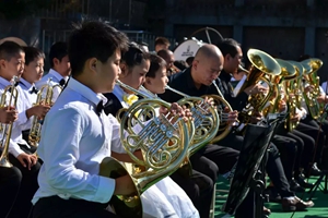 青岛新昌路小学举行首届管乐节 推动管乐文化建设