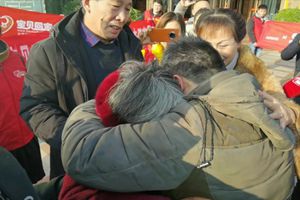 男子被拐34年后与家人团聚 父亲苦寻未果含恨离世